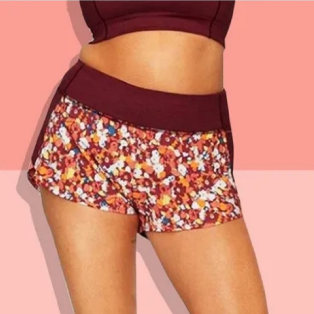 Outdoor Voices Hudson Shorts PaprikaBlooms, Size XL